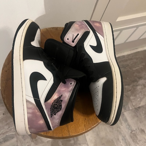 Retro 1 mids Jordan men size 9.5 - Picture 5 of 6